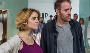 Ho recitato una che recitava. Non Mentire Chi E Greta Scarano La Protagonista Della Serie Tv Thriller