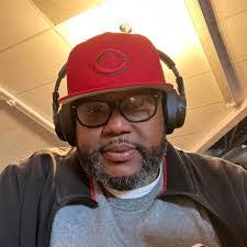 Tania Vaughn's Instagram, Twitter & Facebook