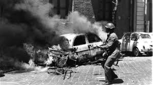 Forti sono i legami storici , culturali ed economici con messina, la città siciliana separata soltanto da 14 km dello stretto. Luglio 1970 50 Anni Fa La Rivolta Di Reggio Calabria Che Cambio La Storia Il Reggino