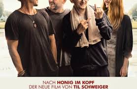 Vor mittlerweile 30 jahren haben nils, andreas, und thomas gemeinsam das abitur gemacht, nun werden die drei mittvierziger zu einem klassentreffen eingeladen. Klassentreffen 1 0 Die Unglaubliche Reise Der Silberrucken 2018 Film Cinema De