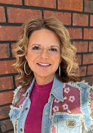 Bailey Hamm's Instagram, Twitter & Facebook