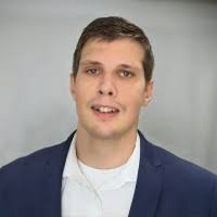 200+ "Favreau" profiles