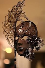 Chocolate Faz Maskeler Sanat Gotik