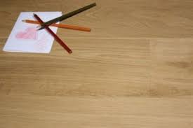 Lamine parke döşeme kaplaması yapılması (süpürgelik dahil). Serifoglu Lamine Parke