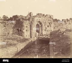 Cashmere gate hi-res stock photography ...