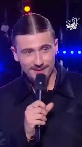 C'est une intuition qui mérite d'être entendue. Ebony