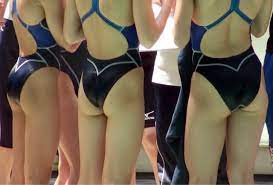 女子水泳部を盗撮した画像！みんな良い体してるよなあｗ