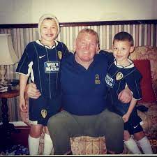 Check out his latest detailed stats including goals, assists, strengths & weaknesses and match ratings. Kalvin Phillips Tough Upbringing Free School Meals Hungry Mum And Fierce Loyalty Mirror Online