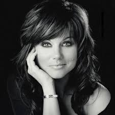 Tiffani amber thiessen (born january 23, 1974) is an american actress. Http Www Comicbookmovie Com Fansites Lanternstorm News A 53211 Long Hair Styles Short Hair Styles Hair Styles