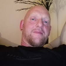 hi everyone I am in need of some help, my dads first car was a mk1 escort  and i am