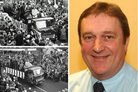 Sunderland Echo journalist's memories of a 1973 night shift, following the  bus bringing the FA Cup home