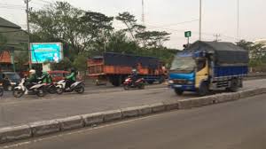 Lihat lowongan kerja di jora. Sore Ini Lalu Lintas Di Depan Unissula Semarang Lengang Tribun Jateng