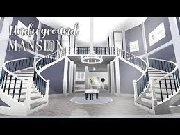 It has a full kitchen, bathroom, bedroom, and living room and can all be built for under 10,000. Best Bloxburg Houses House Mansion Ideas