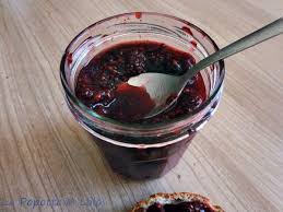 Confiture De Fruits Rouges Aux Graines De Chia Thermomix Ou Pas La Popotte Lolo Confiture De Fruits Graines De Chia Alimentation