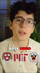 Como todos los lunes, haciendo clases de Economía en la UC, Campus San  Joaquín. Pude almorzar con mi hija Emelia y mi sobrino Manuel, y después  tuve un conversatorio con estudiantes organizado