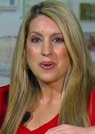 Stephanie Hart's Instagram, Twitter & Facebook