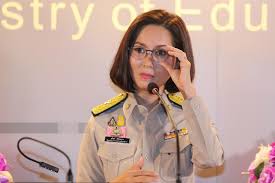 64 รมว.ศึกษาฯ ระบุพร้อมขยับ #เปิดภาคเรียน หาก #โควิดรุนแรง. Ljqdgfvrkj3p1m