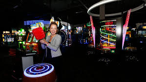 The famous dave and buster's restaurants was founded in the year 1994 and they started their franchising in the year 1998. Dave Buster S Set To Open El Paso Location