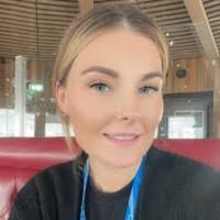 Casey Kay's Instagram, Twitter & Facebook