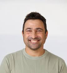 Distinguished Investigators