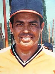 La Impresionante Historia De Roberto Cadena Velázquez "El Duro" Un Pelotero  Que Comenzo Su Historia Jugando En las Calles de Parral Uno de los mejores  catchers amateurs mexicanos. Nació en Parral el