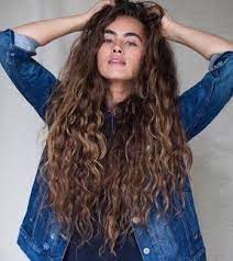 24 Pretty And Cute Long And Curly Hair Ideas For Women Long Hair Styles Curly Hair Styles Hair Styles