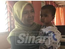 Dan dimana paman serta bibiku? nia gugup lalu memberikan anak yang ia. Bayi Tertelan Kerongsang Terima Kasih Doakan Anak Saya Ibu