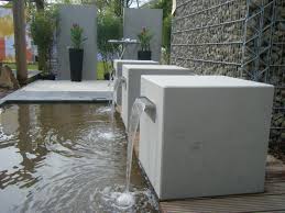Imi Beton Pool Exterieur Fontaine Eau
