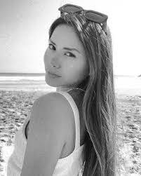 Karen Monroy's Instagram, Twitter & Facebook