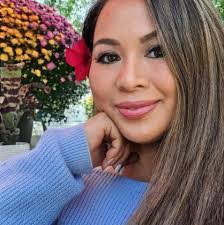 Faye Westbrook's Instagram, Twitter & Facebook