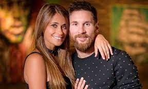 Antonella roccuzzo is currently 31 years old. The Unknown Facts About Lionel Messi Wife Sportslibro Com