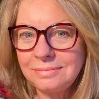 40+ "Sandra Nye" profiles