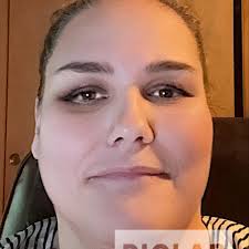 Kristen Claflin's Instagram, Twitter & Facebook