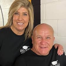 Heather Hoosier's Instagram, Twitter & Facebook