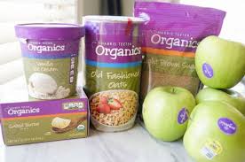 Although daily hours can vary, this schedule applies to many locations some eateries will be offering free meals or discounts on lunch and dinner to veterans and active military personnel. Easy Apple Crumble Recipe Just 6 Ingredients A Mom S Take