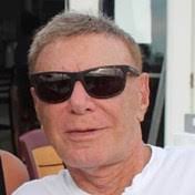 Sarah Crisci's Instagram, Twitter & Facebook