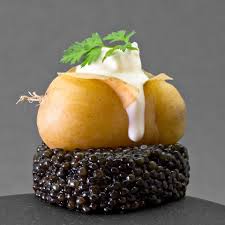 Classic Beluga Caviar Found Exclusively At Beverly Hills Caviar Item Link Http Www Beverlyhillscaviar Com Lebensmittel Essen Kaviar Rezepte Delikatessen