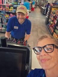 Some ebuggy qualifying at Barnstormers RC Raceway in Chester NY w my 4.1e  running Schelle Racing Innovations XTR