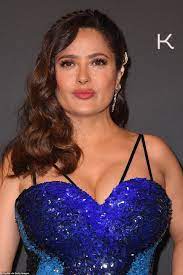 Salma hayek as pina auriemma on set of the new ridley scott movie house of gucci 04/22/2021. Cannes Film Festival 2021 Salma Hayek Puts On A Busty Display In Blue Sequin Gown Geeky Craze