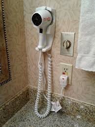 A heat lamp doesn't absorb heat, it gives off heat. 1600 Watt Hair Dryer And Nutone Over Head Heat Lamp 12 Minute Timer Switch Picture Of Red Lion Hotel Twin Falls Tripadvisor