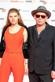 Meret becker (meredith becker, born january 15th 1969 in bremen) is a german actress and singer. Ben Becker Starportrat News Bilder Gala De