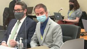 Former police officer derek chauvin is accused of killing mr floyd by kneeling on his neck for more than nine minutes during an arrest in may 2020. Uetfhwvrbc Bcm