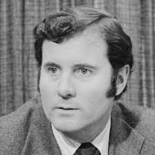 In Memoriam: Former Peace Corps Director Joseph Blatchford