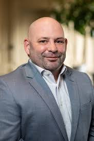 Craig Ashman's Instagram, Twitter & Facebook