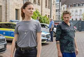 Schon war ich buchstäblich auf einem anderen kontinent und mitten im schönsten nachbarschaftskampf. In Wahrheit In Einem Anderen Leben Kritik Zum Film Tittelbach Tv