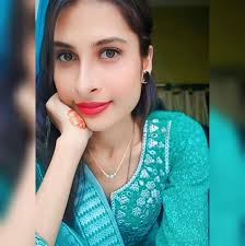 Who do you like more? Zain and Zainab from 'Fareb' or 'Yaar Na Bichray? '  ❤🥰 #Fareb #YarNaBichray #HUMTV