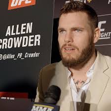 Allen Crowder's Instagram, Twitter & Facebook