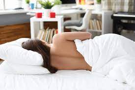 I'm a doctor - here's why sleeping naked is good for your health | The Sun