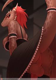 Futa solo Argonian with full package and stockings- Lizard girl masturbation