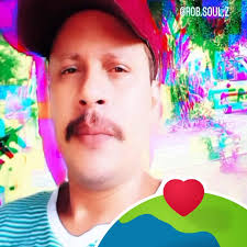 O médium britânico Nicolas Aujula, conhecido por prever eventos como a  pandemia de Covid-19 e a eleição de Donald Trump em 2024, compartilhou  recentemente suas previsões para 2025. Veja no primeiro comentário 👇